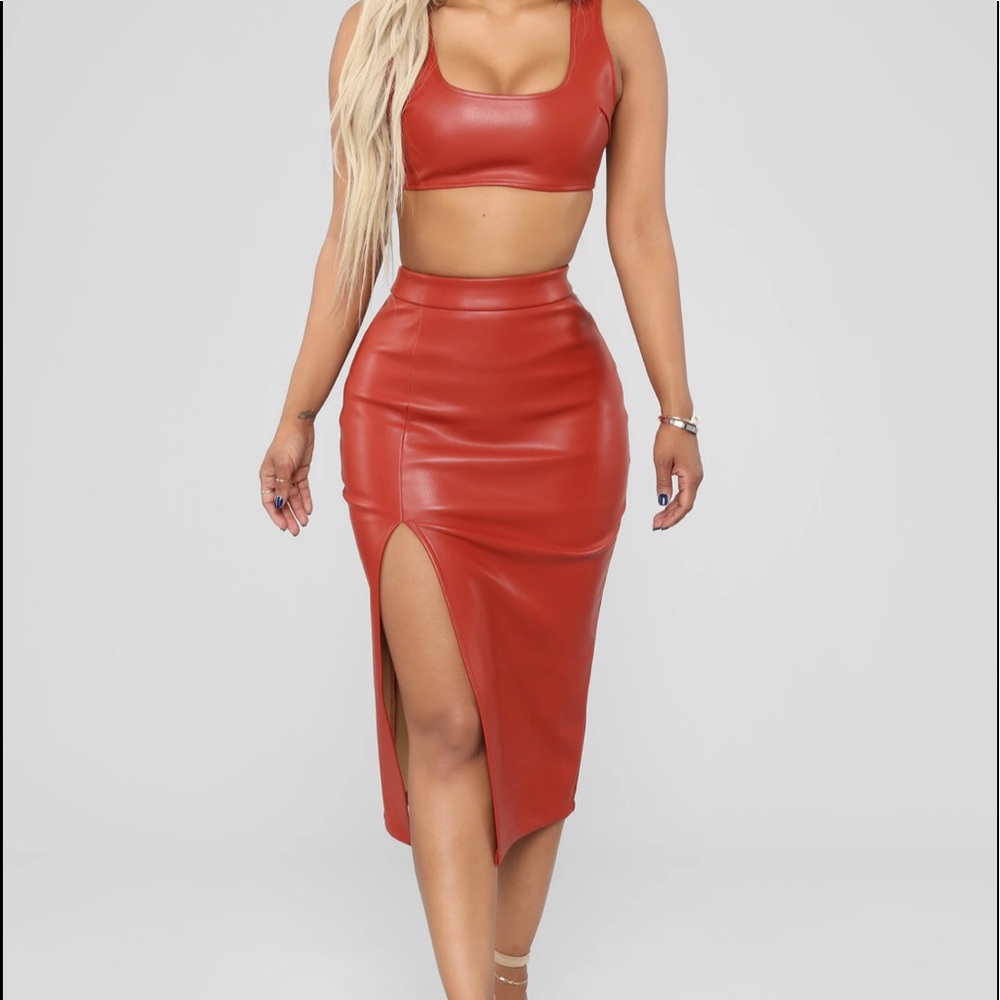 Lady Danger Leather Set Rust
